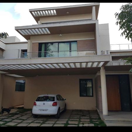 Brigade Orchards Hotel Devanahalli Exterior photo